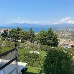 Hilltop Apartment Chalkís