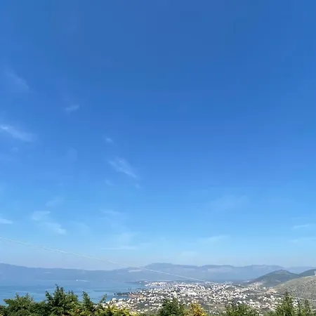 Apartment Hilltop