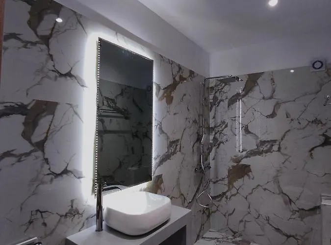 Hilltop Χαλκίδα